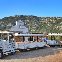 Visita a Golgo con il Trenino Supramonte